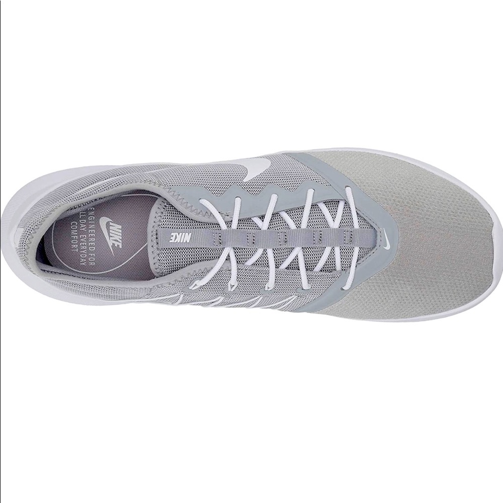 🔥New Nike Viale Tech Racer 9.5🔥
